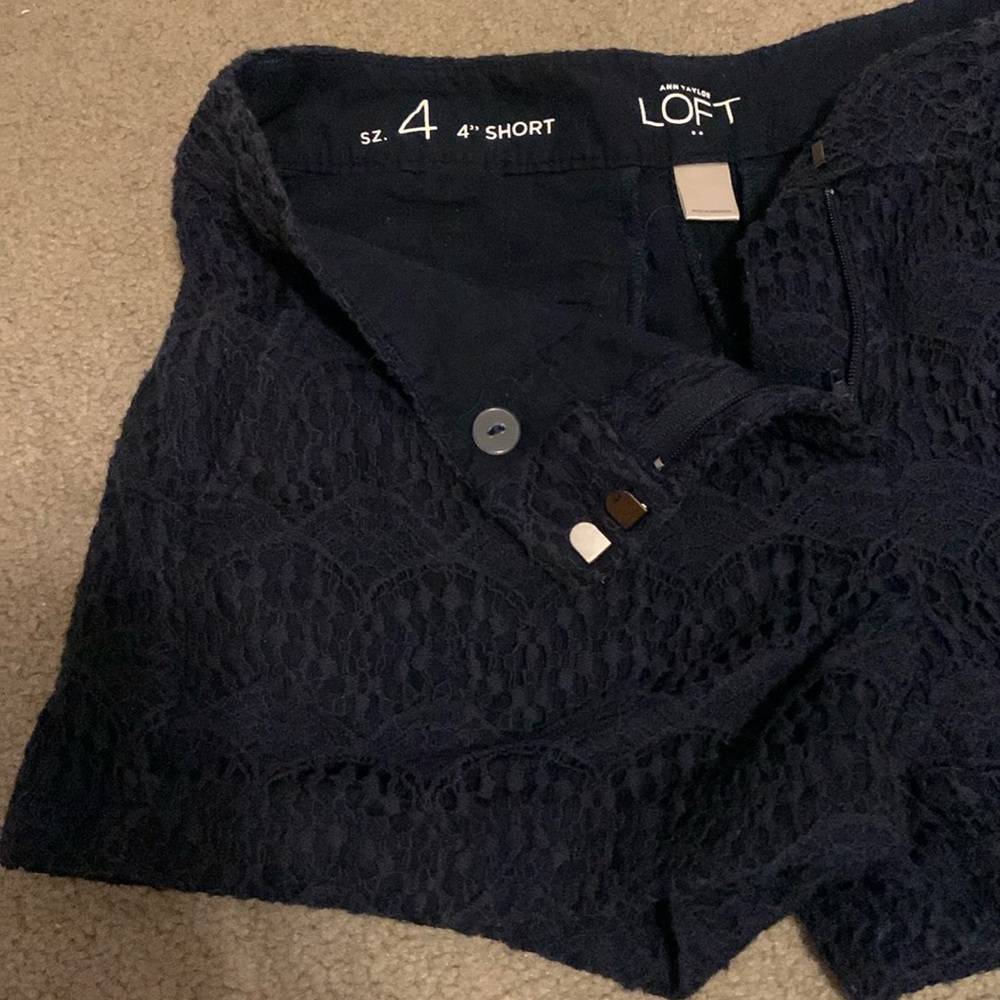 Ann Taylor LOFT 4” inseam Crochet/Lace Shorts